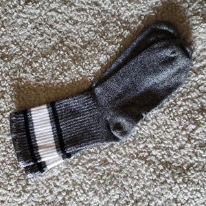 VS PINK Crew Logo Socks